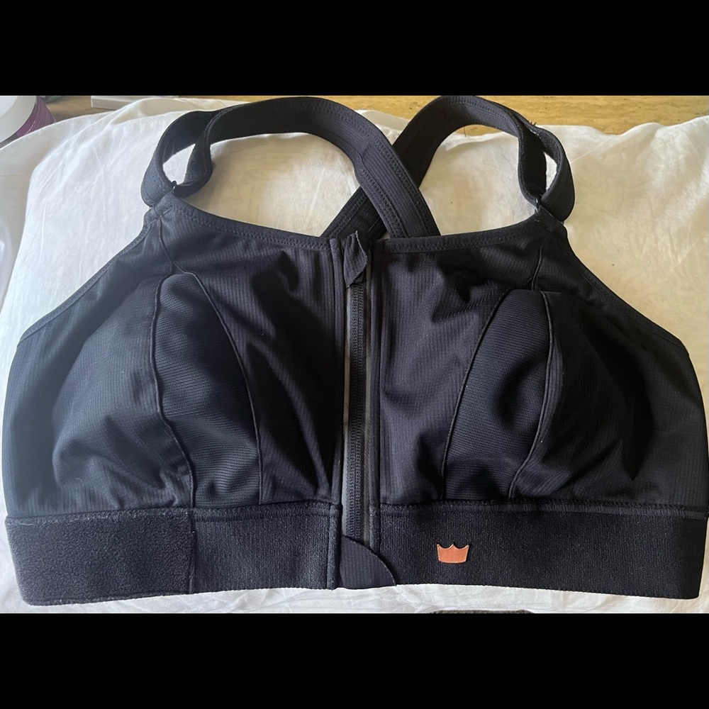 SHEFIT 2LUXE black Ultimate Sports Bra